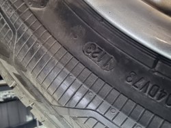 235 65 R16c Continental VanContactEco 23г 7.5mm 95% остаток