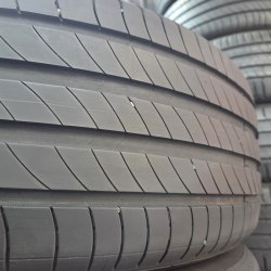 Комплект шин 225 55 r18 Michelin Primacy 4 S1 21г-22 Сост.95% остаток 6мм