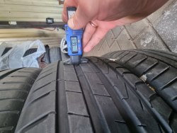 Комплект шин 235 50 r20 Pirelli Scorpion elect АО 6.5mm 22.22.22.21г 95%остаток