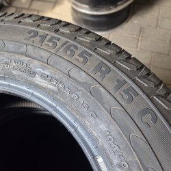 Комплект шин 215 65 R15C Continental Vanco 2 остаток 25г. 99%