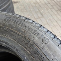 Комплект шин 215 65 R15C Continental Vanco 2 остаток 25г. 99%
