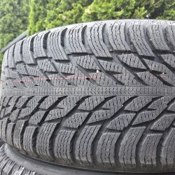 Комплект шин 275 50 R20 Nokian Hakkapeliitta R3 SUV 43н. 21г.