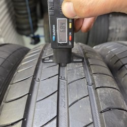 Комплект шин 175 65 R17 Michelin E primacy 22-23г. Остаток 98% 6.3-6.8мм