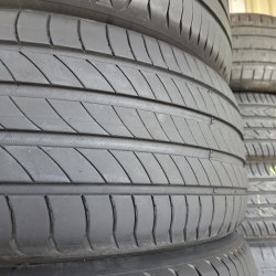 Комплект шин 225 50 R19 Michelin E primacy S1 22-23г. Остаток 90%