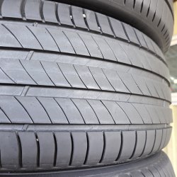 Пара шин 235 55 R18 Michelin Primacy 4 VOL 21г. Остаток 95% 6.3мм