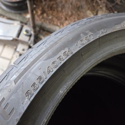 Комплект шин 235 45 r21 Bridgestone Turanza eco enliten AO 20-22г зад 255 40 R21 остаток 6.3мм
