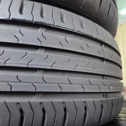Комплект шин 215 55 R17 Continental ContiEcoContact 5 18г. Остаток 6.4-6.8мм 90%