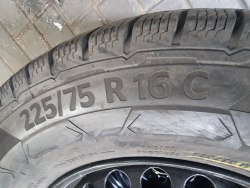 Пара шин 225 75 r16c Continental VanContact Winter 121/120R 23-24г. 95%остаток