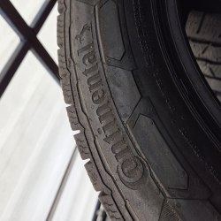 Пара шин 215 60 R17C Continental Van Contact Winter 18г. Остаток 7.3мм.