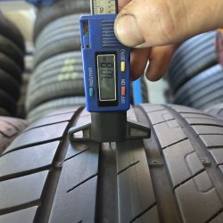 Комплект шин 225 50 R17 GoodYear Efficient grip performance 17г. Остаток 7мм