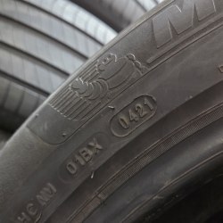 Пара шин 235 50 R19 Michelin Primacy 4 s1 21-22г. Остаток 90% 6.1мм 2 латки