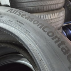 Пара шин 215 55 r18 Continental All Season Contact 20г. Остаток 7.8 мм 90%