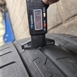 Пара шин 235 45 R20 Bridgestone Alenza 001 MO 19г остаток 4.9мм