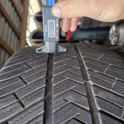 Комплект шин 255 45 R19 Michelin Pilot Alpin pa4 N1 20г. остаток 5-5.7мм
