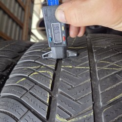 Комплект шин 255 45 R19 Michelin Pilot Alpin pa4 N1 20г. остаток 5-5.7мм