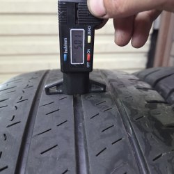 Пара шин 225 65 R16C Michelin Agilis 47н.17г. Остаток 5мм 70%остаток