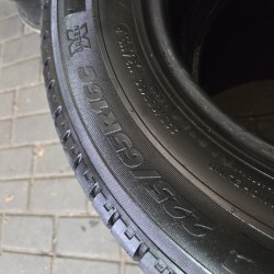 Пара шин 225 65 R16C Michelin Agilis 47н.17г. Остаток 7.9 мм