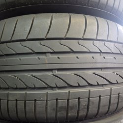 Комплект шин 305 40 R20 Bridgestone Dueler H/P sport NO 22г. Остаток 5.5мм перед 275 45 R20 5.7мм