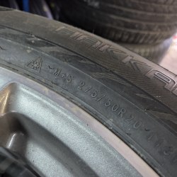 Комплект шин 275 50 R20 Nokian Hakkapeliitta 9 SUV 21г.99.9%остаток