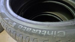 Комплект шин 235 40 R19 Pirelli Cinturato P7 24g. Остаток 5.8- 6.5мм Минск