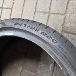 Комплект шин 245 35 R20 Pirelli P zero pz4 KS 48.21г.
