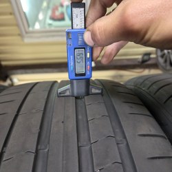 Комплект шин 245 35 R20 Pirelli P zero pz4 KS 48.21г.