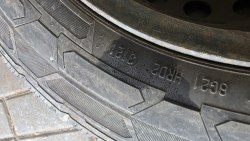 Пара шин 195 65 r16c Continental VanContactWinter 8mm 90%остаток