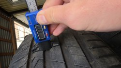 Комплект шин 235 45 R21 Pirelli Scorpion elect AO (seal) 20-22г остаток 6.5мм 95%