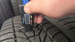 Комплект шин 235 65 r17 Hankook Winter icept evo3x 2720 7мм