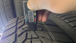 Комплект шин 235 65 r17 Hankook Winter icept evo3x 2720 7мм