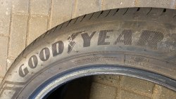 Пара шин 235 55 r17 Goodyear EfficientGrip 2 suv 24g. 8mm 99.9%остаток