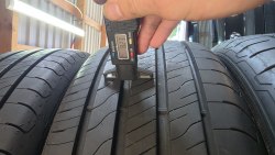 Пара шин 235 55 r17 Goodyear EfficientGrip 2 suv 24g. 8mm 99.9%остаток