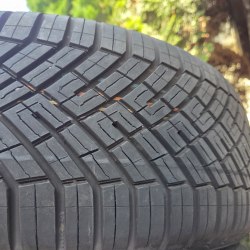 Пара шин 205 55 R16 Continental All Season Contact 2 EV 25г. Остаток 99%