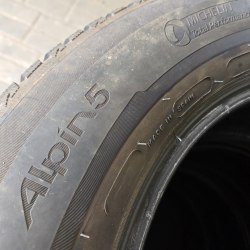 Комплект шин 215 65 r16 Michelin Alpin 5 б/г остаток 7.3-7.5мм 98% 98H