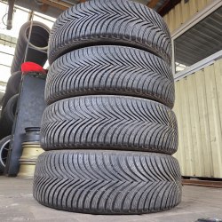 Комплект шин 215 65 r16 Michelin Alpin 5 б/г остаток 7.3-7.5мм 98% 98H