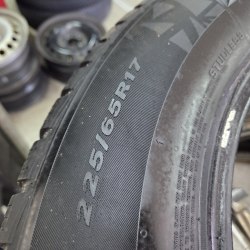Пара шин 225 65 r17 Nexen Winguard sport 2 SUV 21г. Остаток 5мм