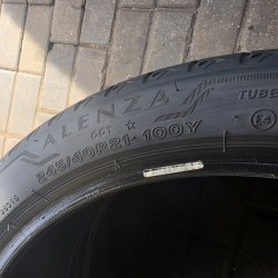 Пара шин 245 40 R21 Bridgestone Alenza 001 ☆ RSC 20г остаток 5.4мм