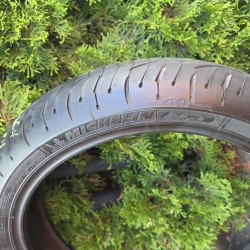 120 70 r17 Michelin Pilot road 4 3623g. 85%остаток