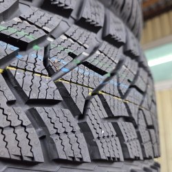 Пара шин 225 45 R17 Dunlop Winter sport 5 18-19г. Остаток 99%