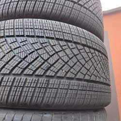 Пара шин 285 40 r20 Good Year Ultegra Grip performance gen1 NFO 22-24г остаток 98%