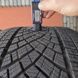 Пара шин 285 40 r20 Good Year Ultegra Grip performance gen1 NFO 22-24г остаток 98%