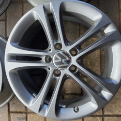 Комплект дисков литых R17 Volkswagen caddy 5/112. цо-66.6 ет-44. 6,5j без дефектов