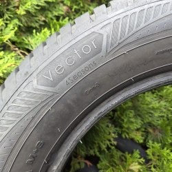 Комплект шин 195 65 R15 Good Year Vector 4 seasons Gen-3 20г остаток 7.2- 6.8мм