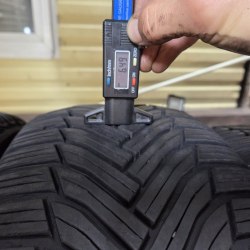 Пара шин 215 60 R16 Michelin Alpin 6 4220г. Остаток 6.5мм