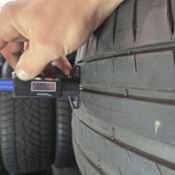 235 45 R19 Michelin Pilot spot 4 19г остаток 5мм