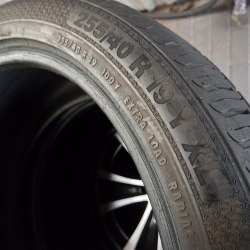 Пара шин 255 40 R19 Barum Bravuris 3 HM 19г. Остаток 6.9мм