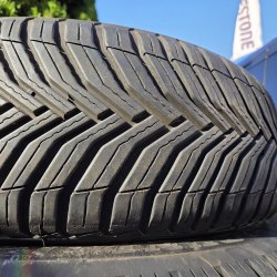 195 55 R20 Michelin Cross climate 2 3623г. Остаток 7мм 98% остаток