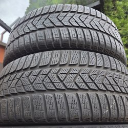 Комплект шин 225 45 R18 Pirelli Sottozero 3 б/г. Остаток 6.1-5.4мм