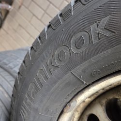 Пара шин 235 65 R16C Hankook Winter icept LV 19г остаток 7.8мм