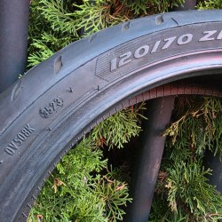 120 70 r17 Metzeler Roadtec tm 01SE 3523g. 95%остаток